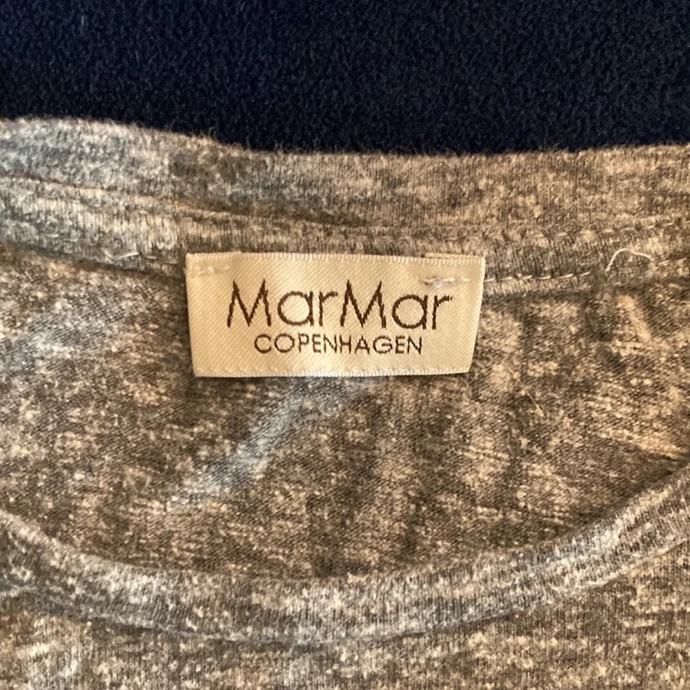Heather Gray ruffle detail dress with drawstring cinch waist Size 6 - Picture 2 of 5